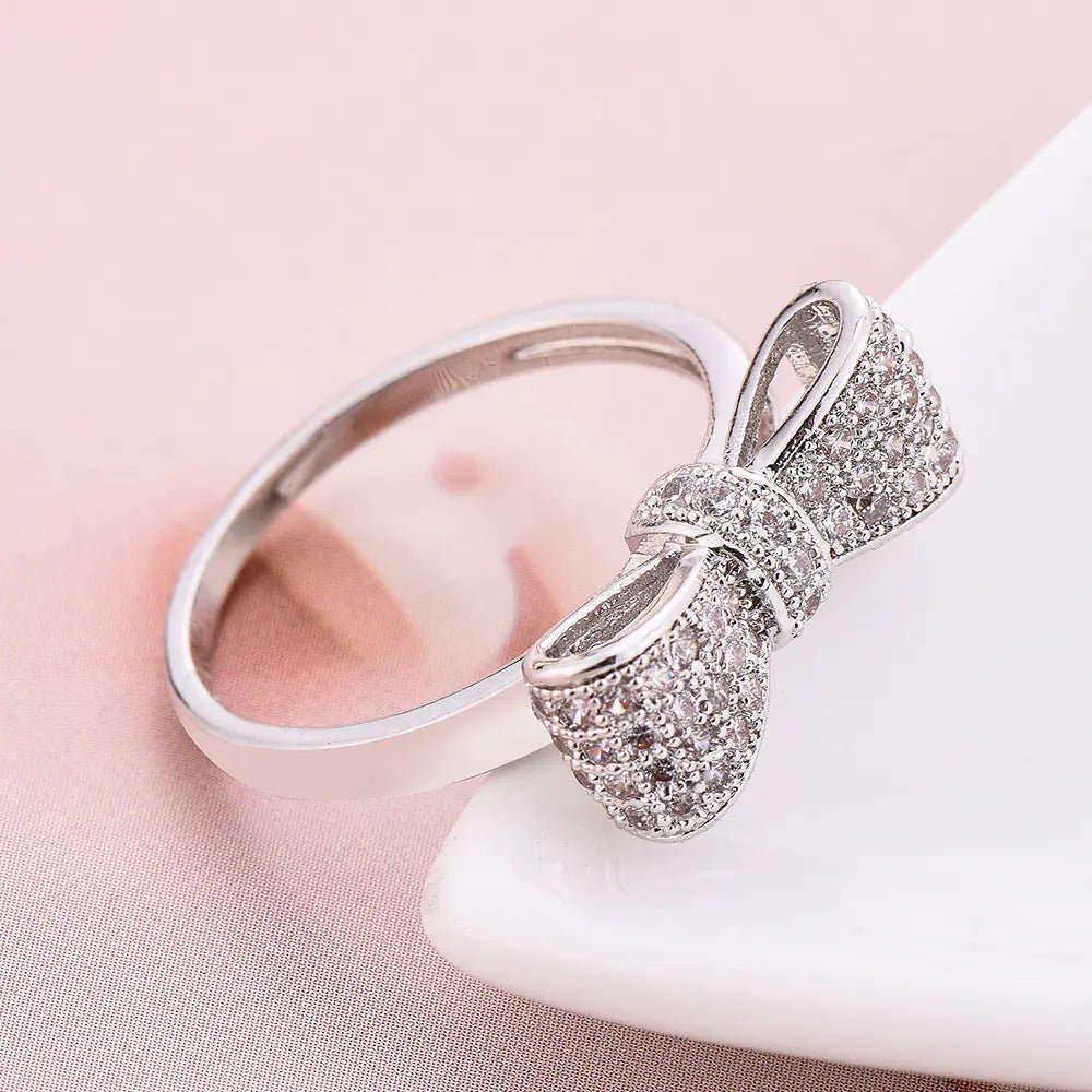 Silver Ribbon Ring - Frosted Feminine