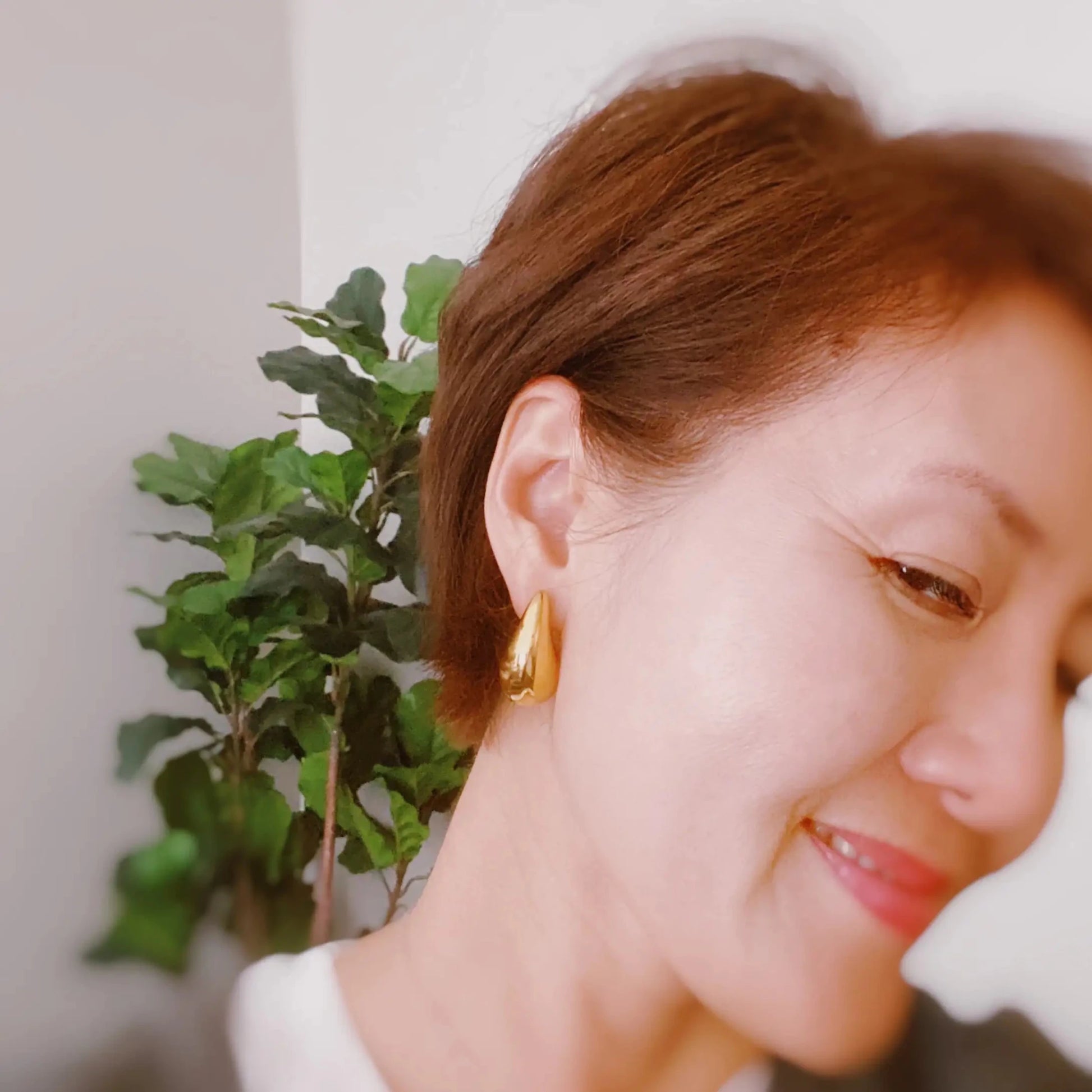 B2B Drop Earrings - Frosted Feminine