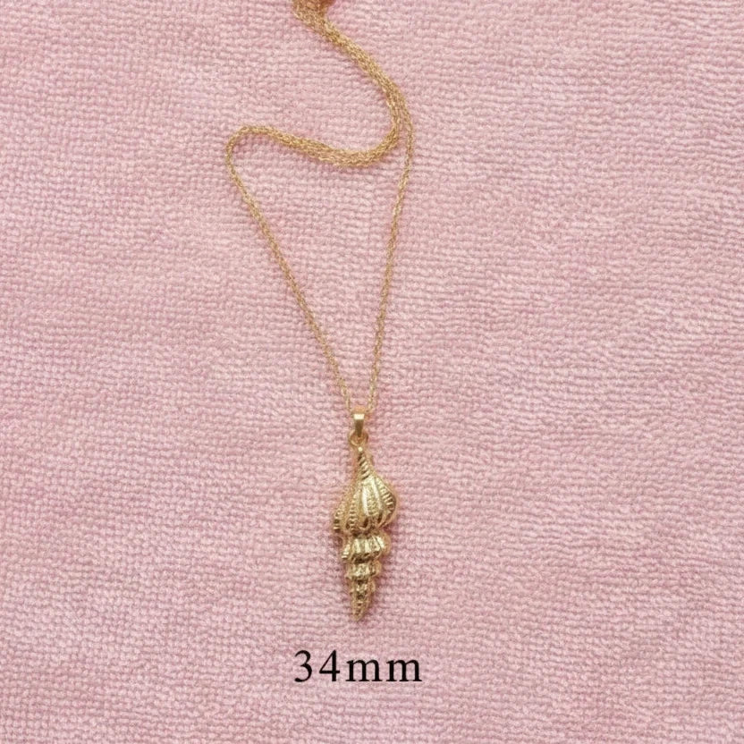 Beach Babe Necklace - Frosted Feminine