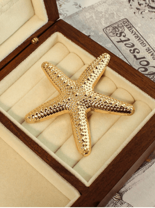 Beach Bag Brooch - Frosted Feminine