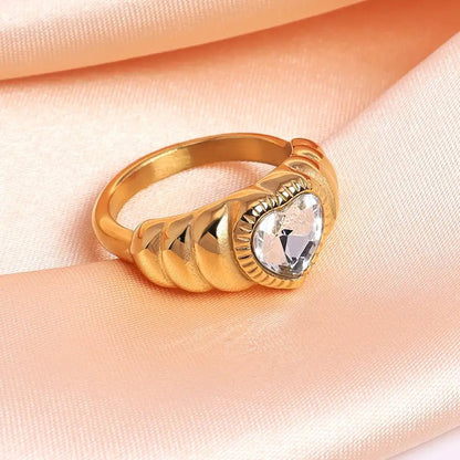 Lover Girl Ring | 8K Gold - Plated Heart Zircon Ring - Frosted Feminine
