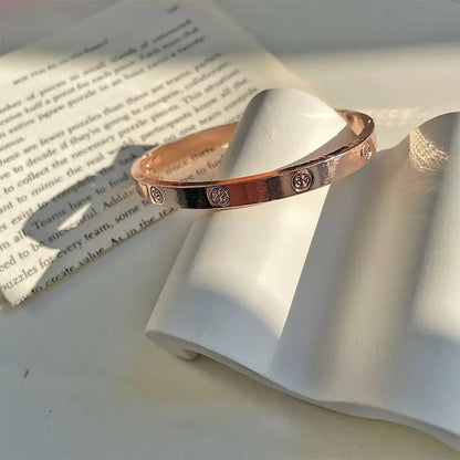 Lumière Bracelet - Frosted Feminine