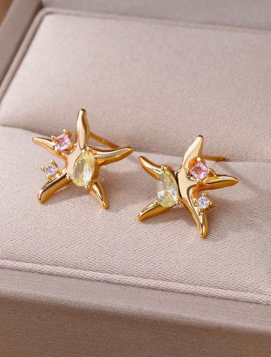 Midnight Sun Stud Earrings - Frosted Feminine