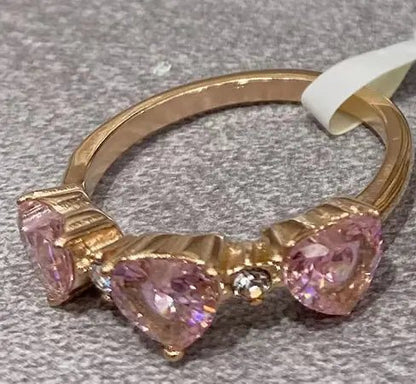 Queen of Hearts Ring - Frosted Feminine