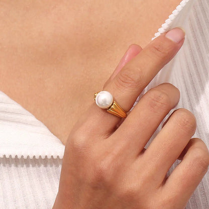 Serena Statement Ring - Frosted Feminine