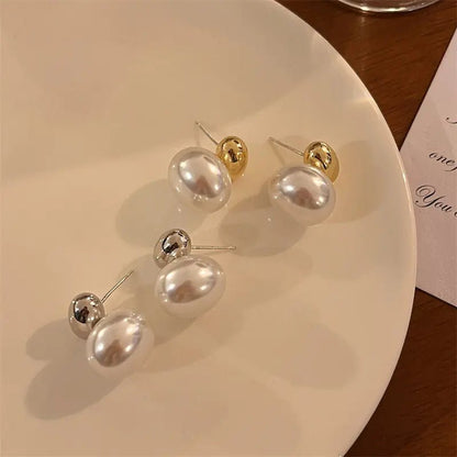 Soft Girl Pearl Studs - Frosted Feminine